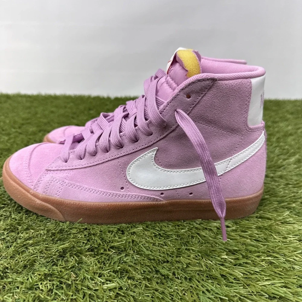 Nwob Nike  Blazer Mid 77 Beyond Pink DB5461-600 Women's Size 8 Pink Suede Gum